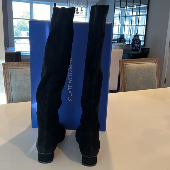 Stuart Weitzman Eloise 30 Almond Toe Suede Boots—like brand new (only worn once) - Picture 8 of 8